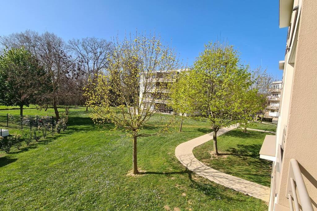 C101 Appartement Disneyland Montévrain Exterior foto